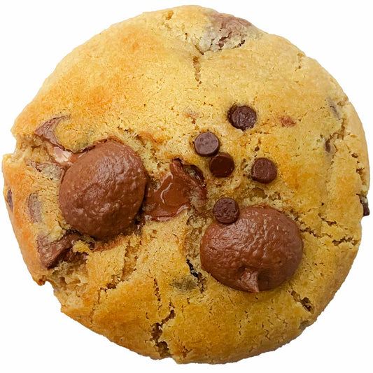 Reese’s Pumpkin Stuffed Cookie